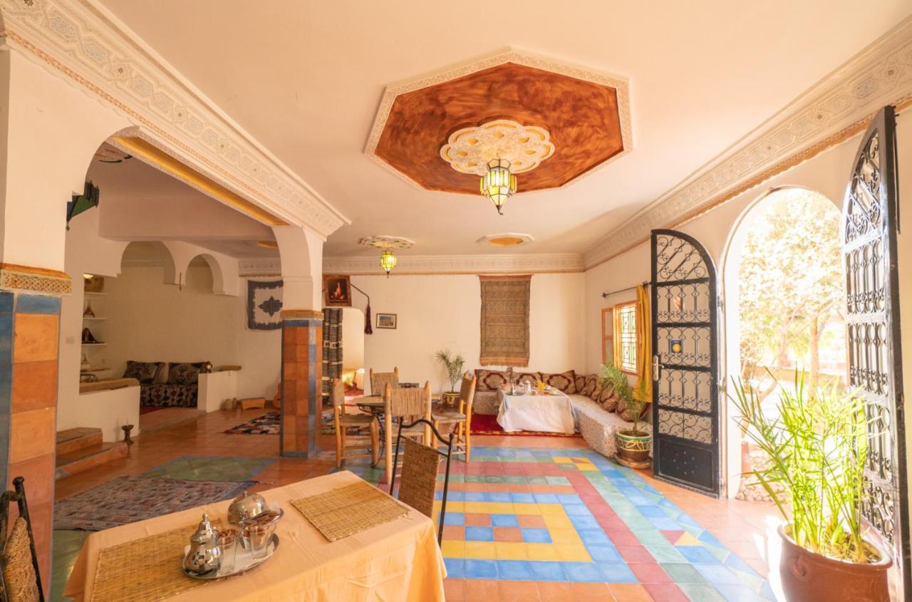 Riad Kasbah Des Roches Akhendachou n'Ait Ouffi Exterior foto