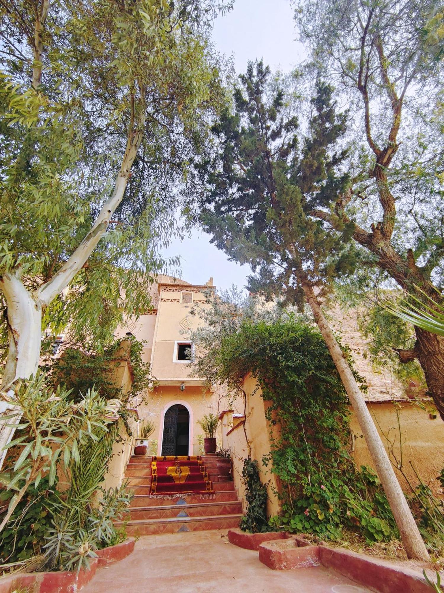 Riad Kasbah Des Roches Akhendachou n'Ait Ouffi Exterior foto